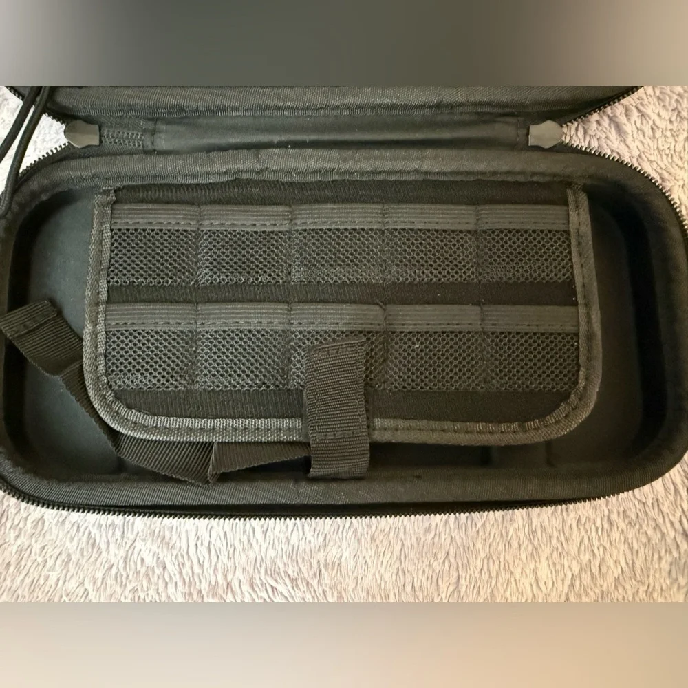 Vimorco Nintendo Switch/OLED Carrying Case Featuring a “Sloth on a Tree” Pattern